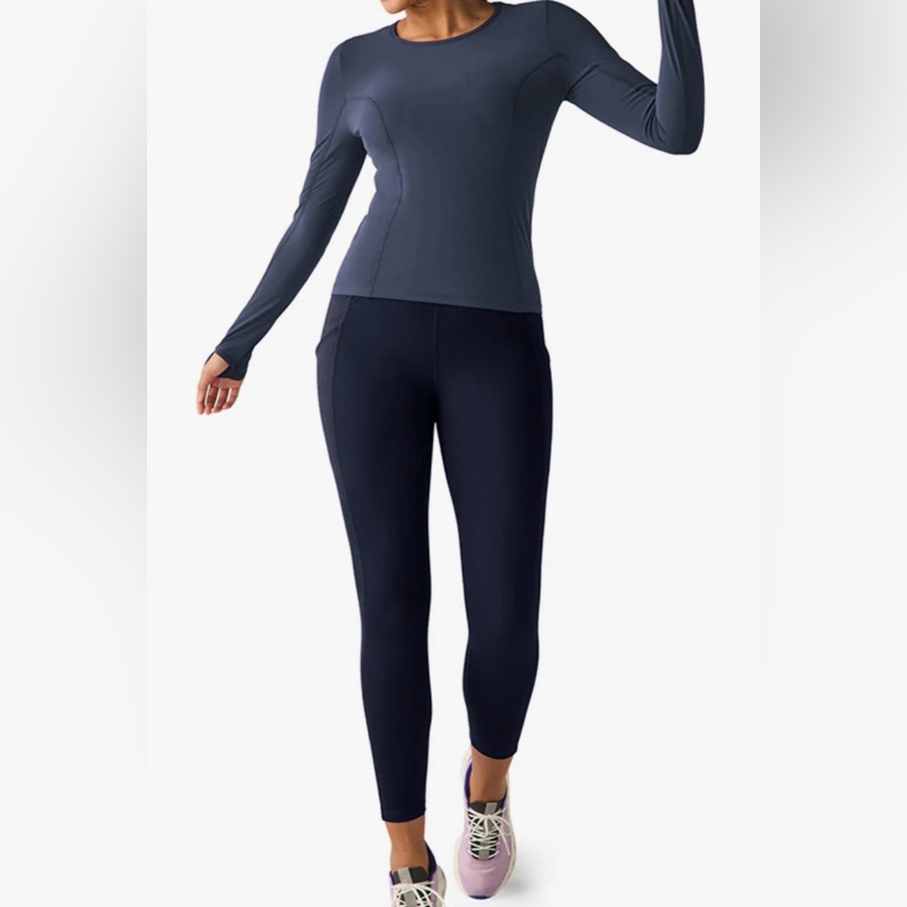 NWT Beyond Yoga Power beyond Lite Air Shield Long Sleeve Athletic Top - Grey - L - Picture 3 of 13